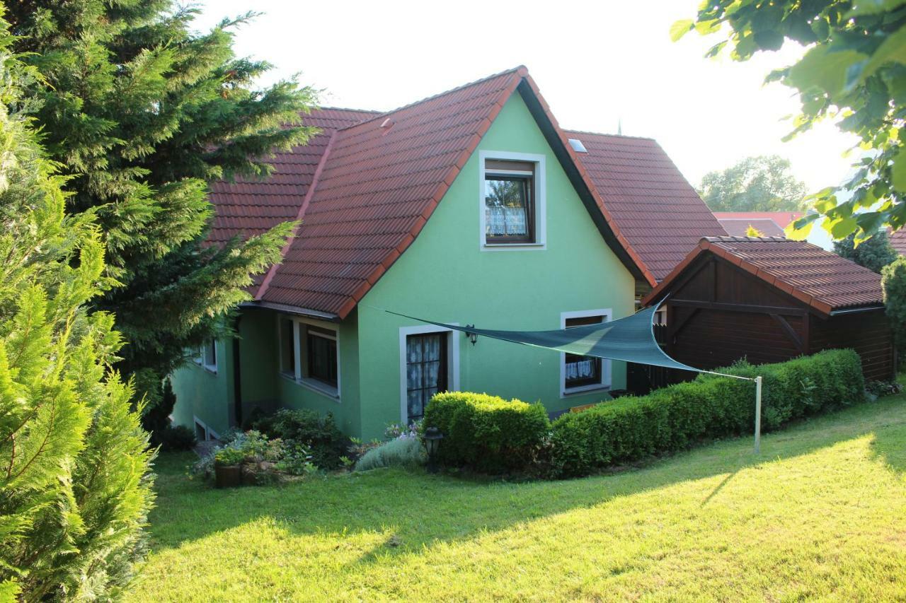 Ferienwohnung "An Der St. Ludmila" Crostwitz Kültér fotó