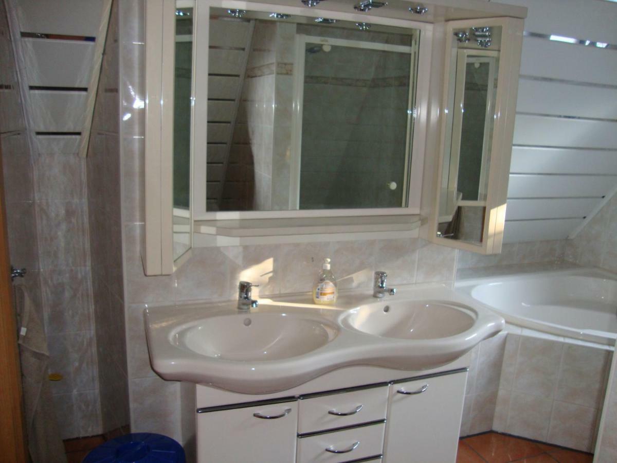 Ferienwohnung "An Der St. Ludmila" Crostwitz Kültér fotó