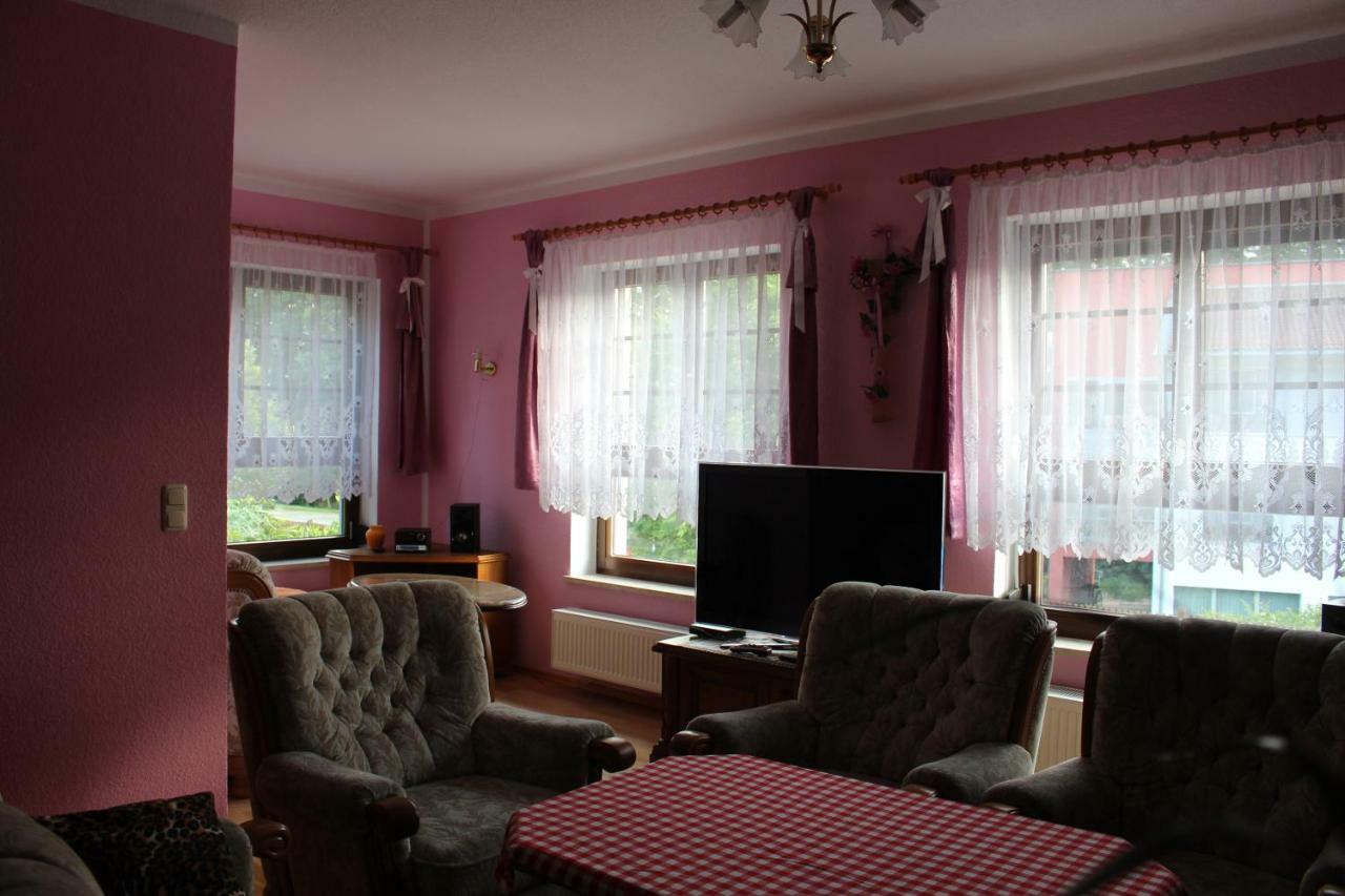 Ferienwohnung "An Der St. Ludmila" Crostwitz Kültér fotó