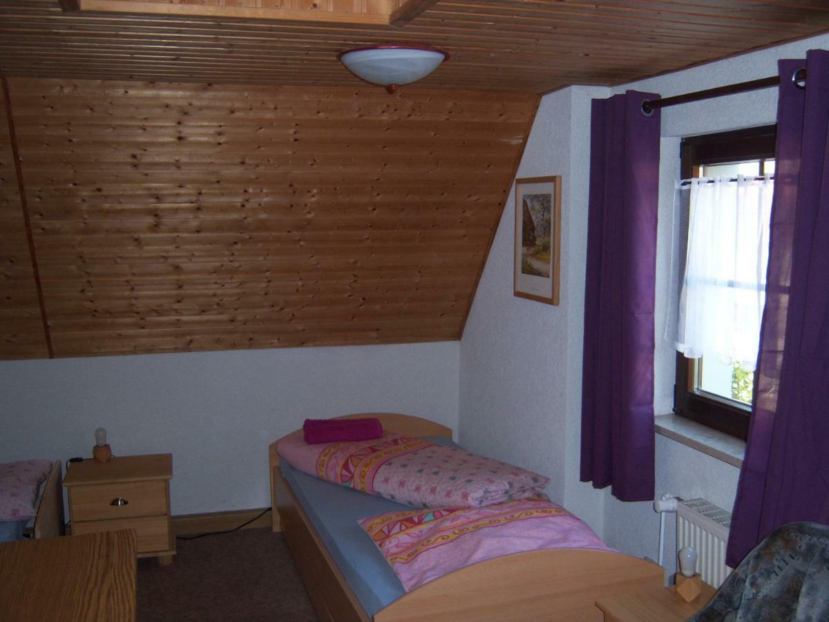 Ferienwohnung "An Der St. Ludmila" Crostwitz Kültér fotó